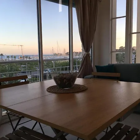 Bandol, Vue Panoramique Sur La Mer, La Plage, Le Port דירה