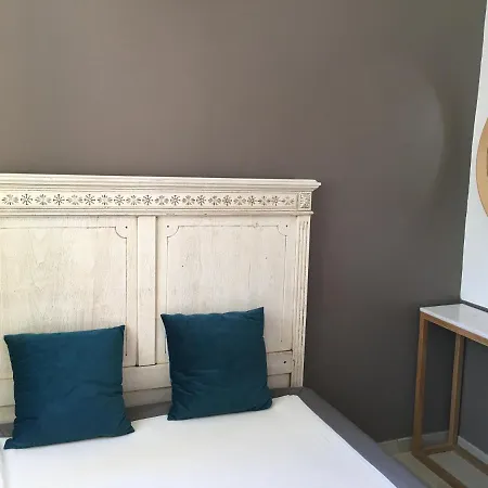 Bandol, Vue Panoramique Sur La Mer, La Plage, Le Port