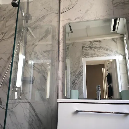 Bandol, Vue Panoramique Sur La Mer, La Plage, Le Port *