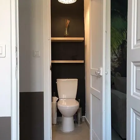 Bandol, Vue Panoramique Sur La Mer, La Plage, Le Port *