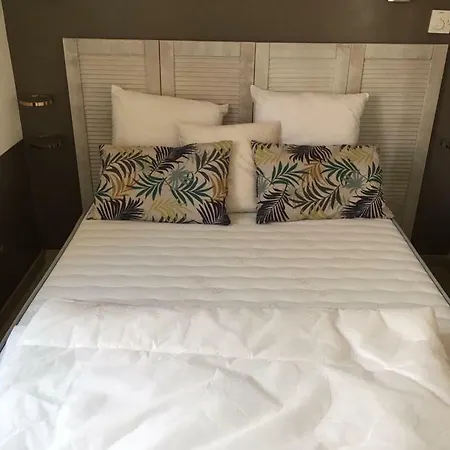 Bandol, Vue Panoramique Sur La Mer, La Plage, Le Port בנדול